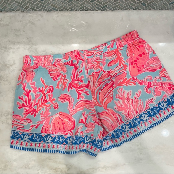 Lilly Pulitzer shorts - Picture 2 of 6
